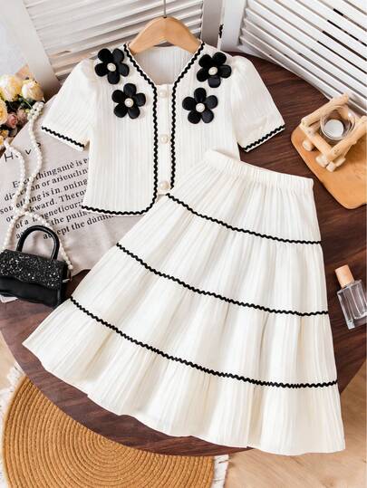 Toddler Girls' Resort Nomadic Black & White Ruffle Set, Ivory Ruffle Fabric + Black Wavy Hem, 3D Floral Collar + Pearl Button Decor, Elegant Vibe For Birthday Party, Piano Recital, Family Gathering; Can Also Be Paired With Small Leather Shoes For Everyday Wear