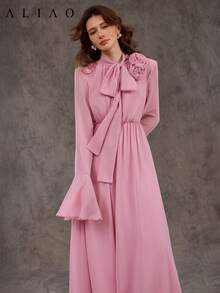 Đầm dạ hội cổ buộc dây, tay bồng họa tiết hoa, eo thon, chân váy xòe rộng, kiểu dáng cung đình, cổ điển, kín đáo, thích hợp cho mùa cưới, ngày lễ tình nhân, thu đông, tiệc trắng, phong cách quý tộc xưa. - Hồng - Xem 4