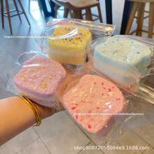 最新款抗压逼真巴斯克蛋糕捏捏乐，超厚实柔软面团质感，是生日、圣诞节、派对礼物的理想之选。 - 彩色 - 查看 4