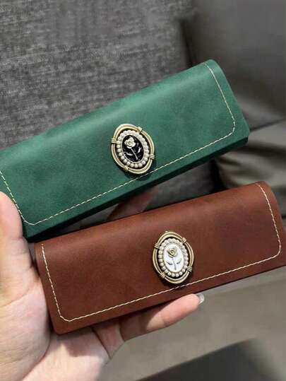 玫瑰花纹金属眼镜收纳盒，便携式旅行眼镜盒，复古时尚风格，内含1块超细纤维布，多色PU硬质眼镜盒