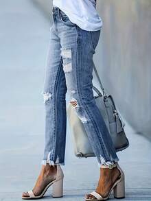 Women's Ripped Capri Cropped Jeans, Light Wash Distressed Denim Pants - Medium Blue - View 4