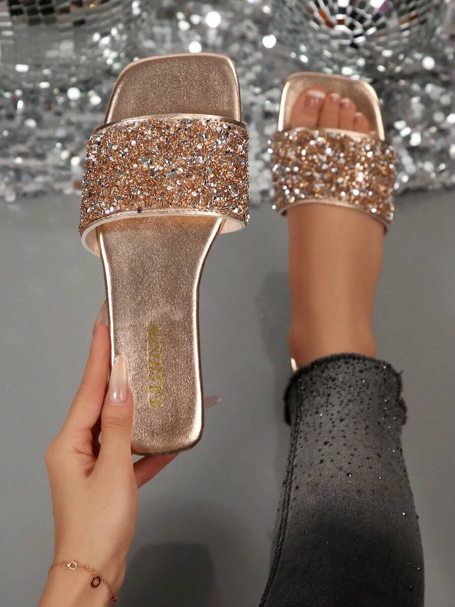 Women's Casual Crystal Embellished Solid Color Square Toe Slip-On Flat Sandals, Suitable For Beach, Spring/Summer - Champagne - View 1