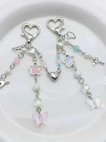 Y2K Style Handmade Beaded Pendant, Heart-Shaped Magnetic Wings Bag/Key Chain, Gift For Couples, Best Friends, Family, Valentine's Day - Beaded Keychain - View 2