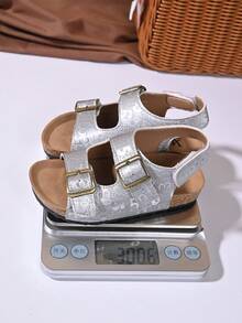1双夏季儿童凉鞋，幼儿男童露趾沙滩鞋，防滑软底女童休闲时尚鞋 - 銀色 - 查看 7