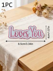 客製化刺繡姓名貼布，可將您的姓名個性化。這些多功能姓名貼布可熨燙/縫製在夾克上。非常適合送給媽媽、他或她；理想送給男朋友、女朋友、家人、朋友、同學或好朋友。適用於 DIY 貼布，可用於夾克、帽子、背包、褲子、背心和衣物徽章。開學季必備。 - 米色 - 查看 12