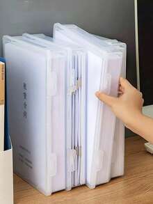 1 Pieza Caja de archivo transparente tamaño A4 con asa, Caja de almacenamiento de plástico PET, Portaidentificación, Contenedor de almacenamiento apilable y portátil para papeles, revistas, fotos y documentos, Organizador de caja transparente apto para el hogar, oficina y escuela - transparente - Ver 5