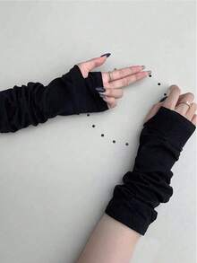 1 Pair Gothic Dark Elastic Elbow-Length Fabric Knitted Fingerless Arm Sleeves - Black - View 2
