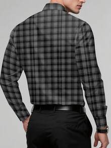 男士经典格子衬衫，100% 涤纶，四季皆宜，修身剪裁，成熟领型，面料略带弹性，纽扣细节 - 黑色 - 查看 3