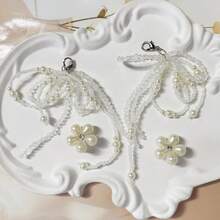 4pcs Pearl Bow Shoe Accessories, White Elegant Shoe Decorations Suitable For Sneakers, Sports Shoes, Casual Shoes DIY Decor, Shoe Accessories, Shoe Ornaments - White - View 8