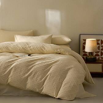 4pcs Minimalist Diamond Plaid Bedding Set (1pc Duvet Cover + 1pc Flat Sheet + 2pcs Pillowcases), Soft & Comfortable Home Textile, Soft & Skin-Friendly, Multiple Colors Available, Suitable For Dorm, Bedroom, Guest Room, All Seasons, Machine Washable, No Filling, Fluffy & Soft Duvet Cover Set