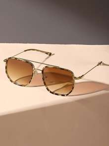 1 Pair Women's Fashionable Leopard Print High-End Geometric Dual-Beam Fashion Glasses, Suitable For Dates, Music Festivals, And Other Occasions, Versatile And Stylish - Tortoiseshell With Gold Frame and Tea Leaves - View 2