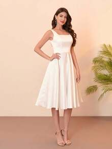 Elegant A-Line White Wedding Dress, Modern Princess Style Bridal Gown, White Satin Backless Women's Formal Wedding Dress - White - View 4