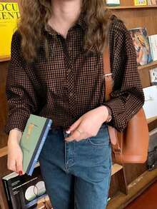 Damen Klassisches Karohemd, mit Kragen, Drop-Shoulder und Knopfdetails, Regular Fit - Schwarz-braun kariert - Übersicht 2