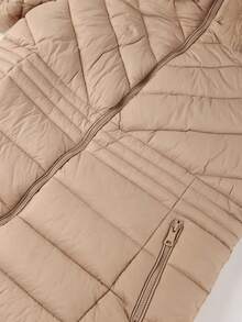 Tragen Sie diesen Winter unsere Damen Große Größen Daunenjacke mit Kapuze, warm und bequem - perfekt für Outdoor-Abenteuer, und sie hat Taschen! - Aprikosenfarben - Übersicht 11