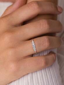 1pc Luxurious 925 Sterling Silver Engagement Ring With 5 Sparkling Moissanite Diamonds, Jewelry Gift For Women, Valentine's Day Gift - Five-diamond Moissanite Ring - View 4