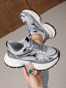 女士户外休闲运动鞋 厚底厚底运动鞋 2025新款网面透气系带简约时尚跑步鞋 平底户外滑板鞋 - 銀色 - 查看 3