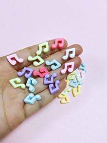 40个日式可爱3D立体音符树脂饰品，春日清新马卡龙色系，白粉蓝绿紫玫红黄橙混色法式美甲装饰挂件套装，平底小巧，可作手机壳挂件，Y2K风格少女DIY手工美甲用品 - 彩色 - 查看 9