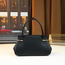 Versatile Commuter Chic Pleated Handbag Women 2026 New Boston Bag Fashion Tote