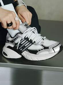 Adidas 阿迪达斯 ADISTAR XLG 经典厚底网面运动鞋，阿迪达斯 Originals ADISTAR XLG 舒适运动经典低帮休闲鞋，男女通用，银/黑 IH3381 - 銀色 - 查看 1