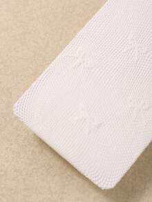 米色蝴蝶结连体衣，透气凉爽，适合女宝宝。是女宝宝生日派对的完美之选。适合0岁以上女宝宝，也是圣诞节/感恩节的理想礼物。