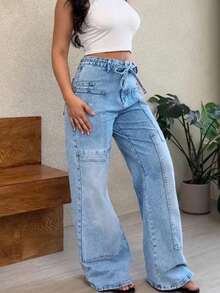 Women's Mid-Waist Casual Jeans With Breathable And Loose Design, Washed Technology, Wide Leg Pockets, Women's Mid-Waist Loose Casual Denim Straight Pants With Drawstring Decoration, Loose Jeans, Denim Work Pants, Women's Four-Season Street Jeans, Mid-Waist Antique Drawstring Tie Multi-Pocket Straight Pants The Hem Of The Trousers Has A Folding Design. The Trousers Have A Washed And Aged Style. The Side Has A Fabric Block Patchwork Style. The Trousers Have No Belt But Are Decorated With Drawstrings. The Trousers Are Closed With Zippers And Buttons. There Are Front Pockets And Back Pockets - Màu xanh lam - Xem 9
