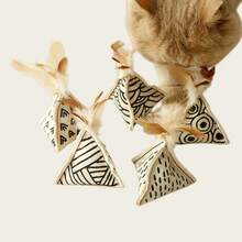 Cute Cat Toys, Cat Toys For Indoor Cats, Canvas Material With Artificial Feathers(Random Style), Chew Cat Toy, Teeth Cleaning Toy For Indoor Kittens