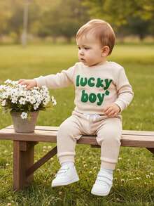 Conjunto de ropa para bebé niño con bordado de letras del Día de San Patricio, mono de manga larga con cintura elástica y pantalones deportivos, ropa irlandesa para bebé - Beis - Ver 5