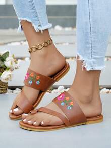 Women's Flat Embroidered Slide Sandals, Women's Flat Embroidered Beach Sandals - Brown - View 2