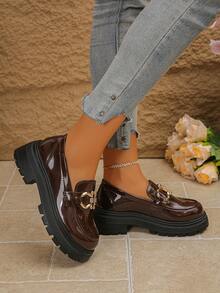 女士厚底一脚蹬乐福鞋，纯色，朋克休闲学院风优雅金属色时尚百搭舒适鞋款，适合办公室穿着 - 咖啡棕 - 查看 3