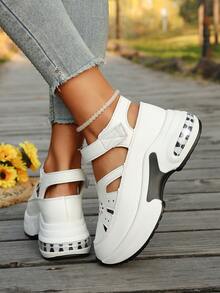 女士厚底镂空纯色沙滩休闲度假时尚性感PU皮革魔术贴镂空坡跟凉鞋，适合居家穿着，四季皆宜 - 白色 - 查看 7