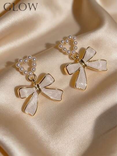 1 Pair Fashionable Luxury Designer Cute Sweet Elegant Heart-Shaped Faux Pearl Bow Stud Earrings: Suitable For Young Girls To Wear Daily And On Holidays