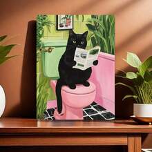 Se muestra un pequeño gato sentado en el inodoro y leyendo un periódico. La pintura en lienzo colorida con marco - un conjunto de arte hecho a mano - es un artículo de manualidades ideal para la decoración del hogar y de las paredes. Presenta impresiones de alta calidad y es adecuado para decoradores del hogar, decoraciones de pared de lienzo enmarcadas. - Multicolor - Ver 4