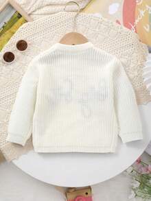 可爱又蓬松！乳白色女婴毛衣，饰有“大姐姐”字母刺绣和花朵点缀，柔软可爱，是甜美小宝贝的必备单品。 - 白色 - 查看 6