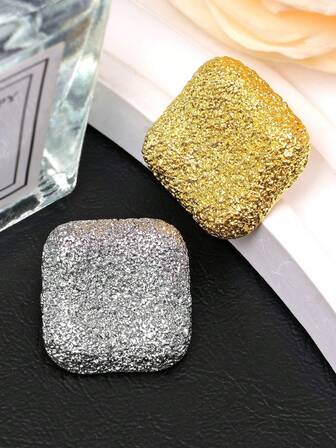 4 piezas/paquete Botones cuadrados vintage con acabado mate metálico y chapado, de alta calidad, adecuados para blusas, camisas, suéteres, atuendos casuales, abrigos, chaquetas y abrigos de lana. Estos botones decorativos hechos a mano también se pueden usar para zapatos, sombreros, bolsos, accesorios de ropa y adornos decorativos.