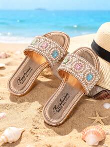 1 Pair Girls' Beach Slippers, Colorful Gemstone Geometric Pattern With Pearl Decor, Faux Leather Material, Non-Slip Sole, Open Toe Flat Style, Luxurious Resort Vibe, Suitable For Summer Beach And Strolling - Champagne - View 2