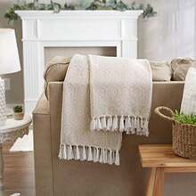 DII Farmhouse con Borlas Decorativas,  de Espiga, Barn Red(50 x 60" blanco) - Multicolor - Ver 2