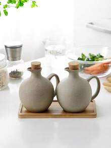 3 peças/1 conjunto Conjunto de Garrafas de Tempero Cerâmicas Premium, 2 peças com Tampa de Cortiça + Bandeja de Madeira, Garrafas de Óleo e Vinagre de Cozinha, Design Minimalista, Material Cerâmico, Conjunto de Potes de Condimento de Cozinha, Garrafas de Tempero Cerâmicas - Conjunto de Potes de Cozinha - Garrafas de Óleo e Vinagre - Conjunto Moderno de Garrafas de Óleo e Vinagre de Cozinha, Dispensador de Azeite, Garrafa Dispensadora de Óleo de Cozinha de Grande Capacidade, Garrafas de Azeite e Vinagre à Prova de Poeira com Tampa de Cortiça, 500ml, Garrafa de Azeite