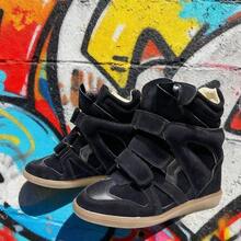 Women Wedges & Flatform - Black - View 8