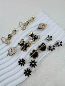 14pcs Luxury Resin Shiny Gold Bear, Flower, Letter, Fully Rhinestone Shoe Charms, Suitable For Wooden Bottom Shoes And Sandals, Durable, Cute And Imaginative Design, Great For Girls Party Gifts And Creative Gifts - Multicolor - View 4