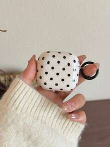 极简韩风黑白波点Pro 3耳机保护套，兼容第三代，保护套兼容苹果第二代新款，小众心形吊坠，防摔，兼容第四代