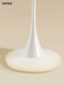 OEIEZ Blush Brush,Daubigny Large Powder Brush Flat Arched Premium Durable Makeup Brush Perfect For Blending Liquid,Cream And Flawless Powder,Buffing, Blending,Concealer - Multicolor - View 8