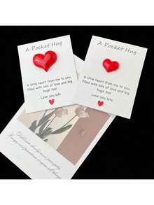 1个装口袋抱枕树脂心形吊坠礼品卡 - 可爱浪漫的纪念品，甜蜜的生日和情人节惊喜，送给女朋友、男朋友、爱人和朋友的完美贴心礼物