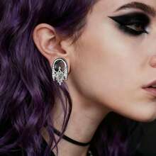 2 chiếc khuyên tai hình lâu đài rỗng kiểu Gothic cổ điển dành cho Halloween, khuyên tai dạng ống thời trang tối giản, khuyên tai phong cách retro punk, quà tặng ngày lễ trang sức cho nữ và nam, hàng mới về. - vòng 1 - Xem 3