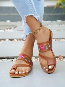 Women's Flat Embroidered Slide Sandals, Women's Flat Embroidered Beach Sandals - Brown - View 4