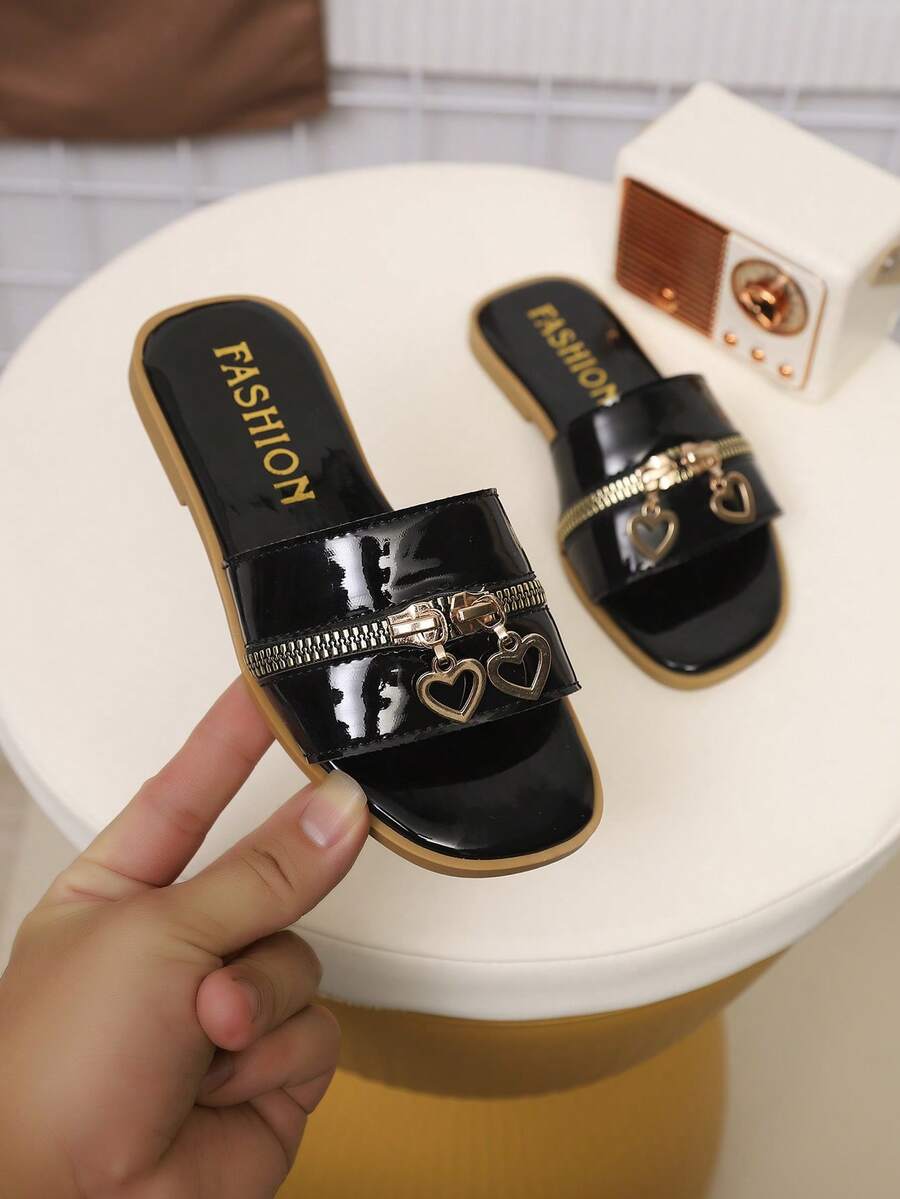 Children's Fashionable Outdoor Slippers, Summer Flat Shoes, One-Piece Sandals, New Stylish Elegant Minimalist