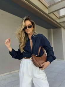 Camisa feminina elegante e casual, cor sólida, imitação de jeans, drapeada e confortável. Versátil, pode ser usada sozinha ou como jaqueta. Camisa moderna de botões, ideal para férias, escritório, dia a dia, viagens, aeroporto e todas as estações. - Azul - Ver 1