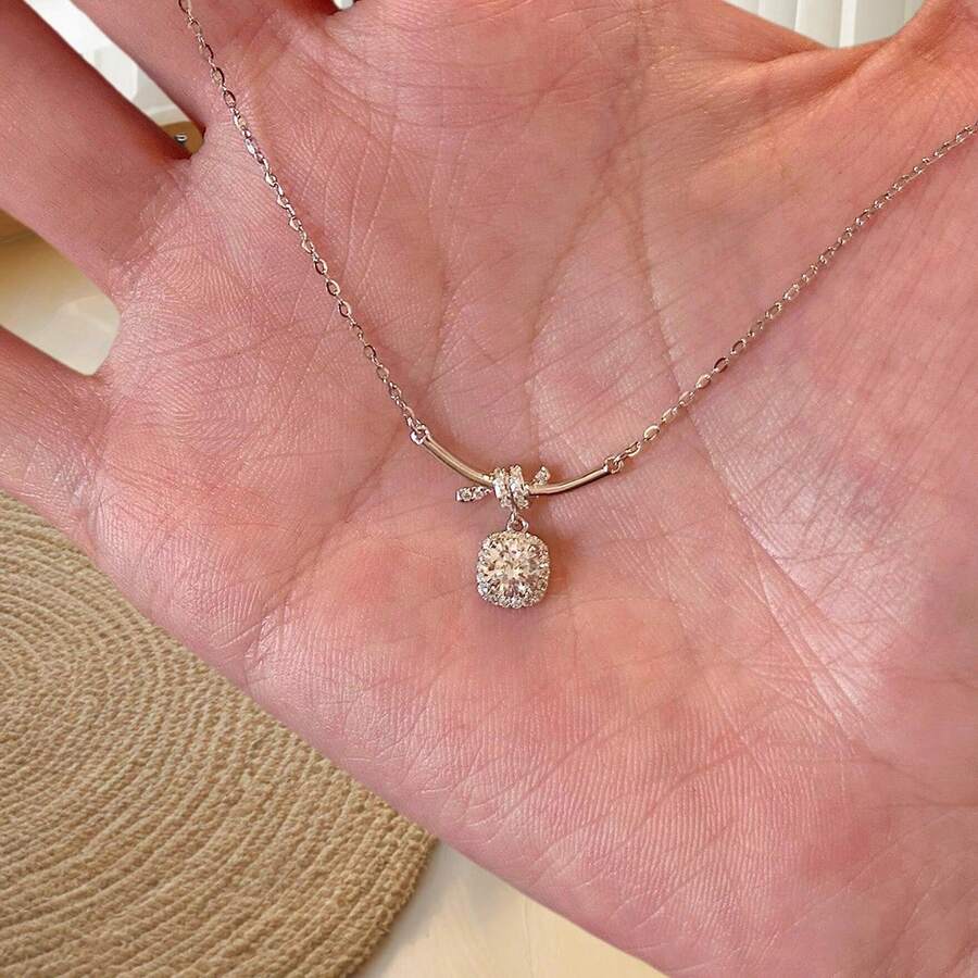 1 Piece Full Diamond Square Knot Necklace For Women, Exquisite Light Luxury Titanium Steel Non-Fading Collarbone Chain Jewelry - XL1143 - 查看 1