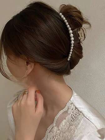 1pc Cute Oversized Faux Pearl Hair Claw Clip, Suitable For Everyday Use
