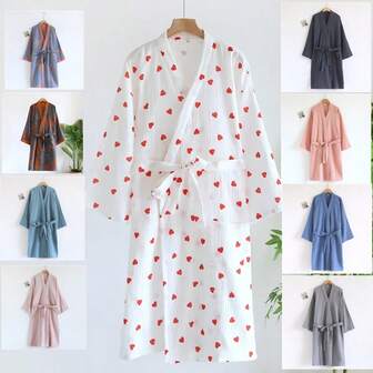 一件男女通用100%纯棉和服领浴袍，可作家居服、睡衣，适合居家、泳池、海滩等各种场合，四季皆宜。