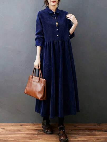 女士纯色复古风休闲灯芯绒翻领纽扣高腰A字连衣裙，适合日常通勤，春秋季穿着